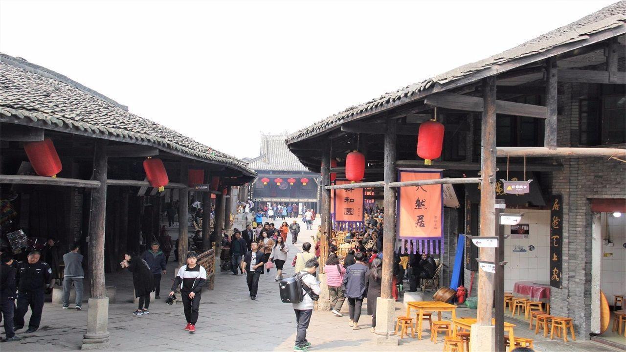 情暖春运回家路